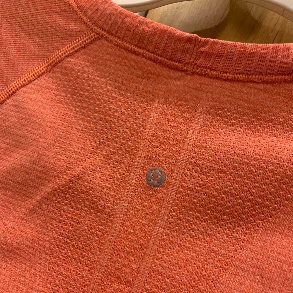 Lulu Lemon top. Barley worn